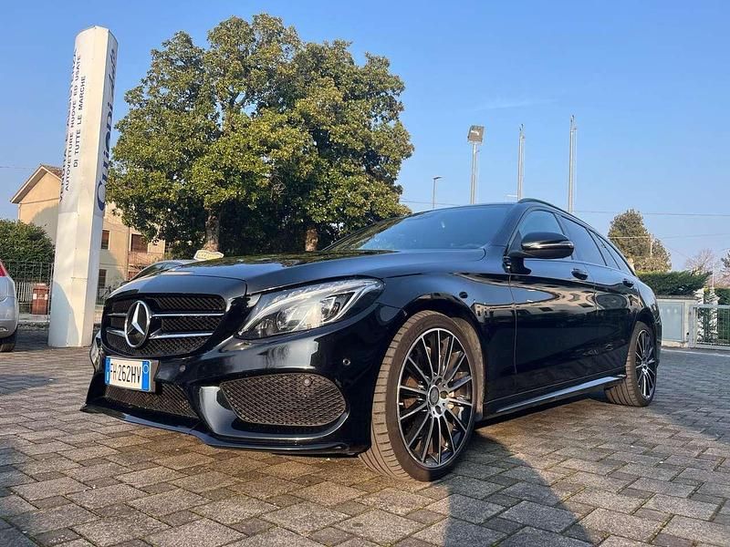 Usata Mercedes C250 Premium 204 CV (150 kW) 2017 Nero Station wagon