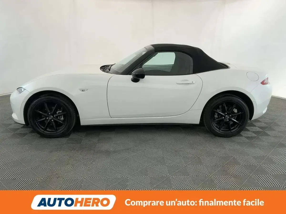 Usata Mazda MX5 Prime-Line 132 CV (97 kW) 2024 Bianco Cabrio