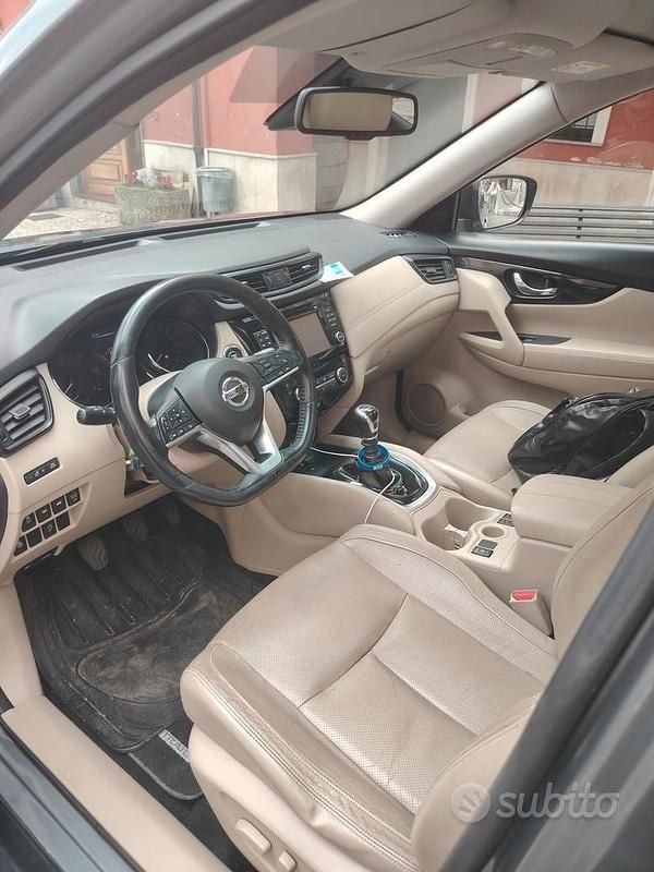 Usata Nissan X-Trail 2018 Grigio SUV