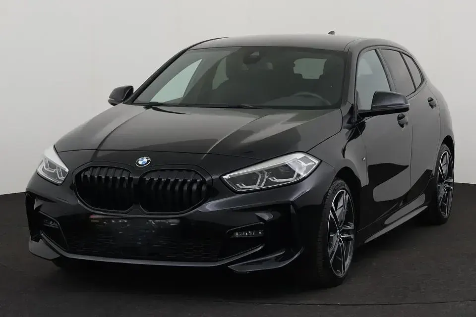 Käytetty BMW 118 M Sport 136 HP (100 kW) 2024 Viistoperä