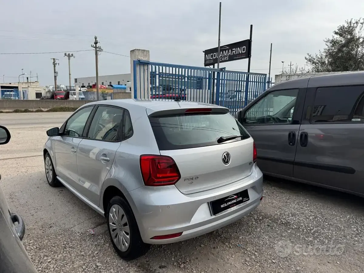 Usata VW Polo Comfortline 75 CV (55 kW) 2015 Grigio Berlina