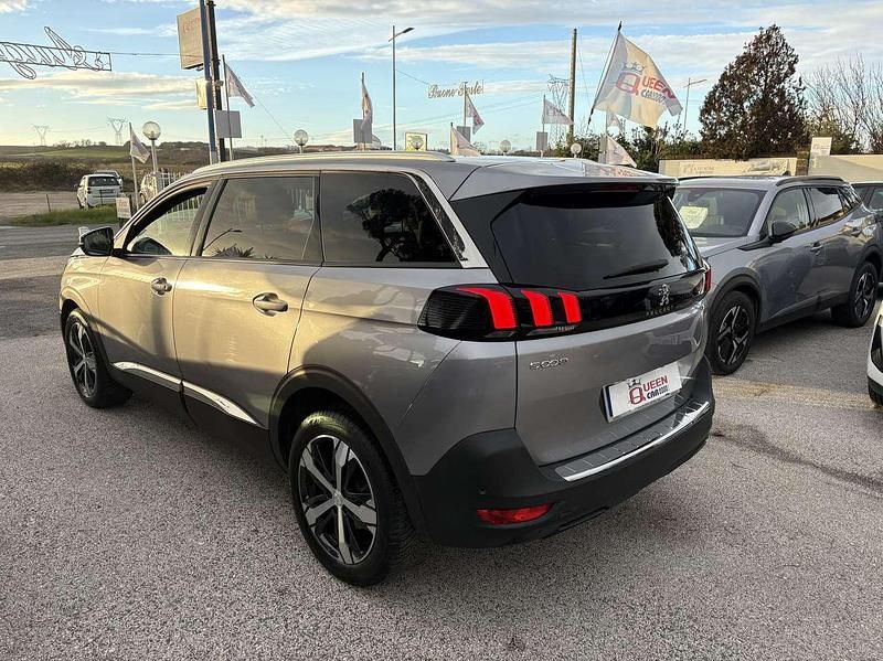 Usata Peugeot 5008 Allure 131 CV (96 kW) 2023 Argento Monovolume