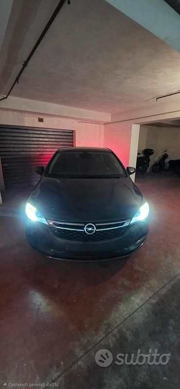 Usata Opel Astra Innovation 136 CV (100 kW) 2025 Grigio Berlina
