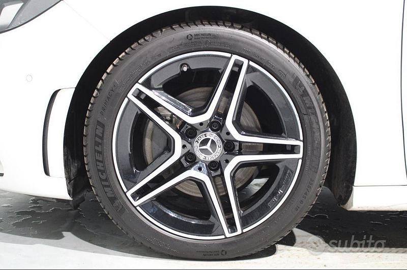 Usata Mercedes B200 2019 Bianco Monovolume