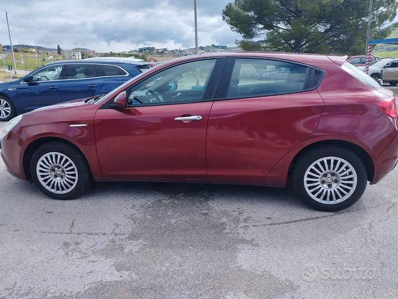 Usata Alfa Romeo Giulietta Progression 170 CV (125 kW) 2010 Utilitaria