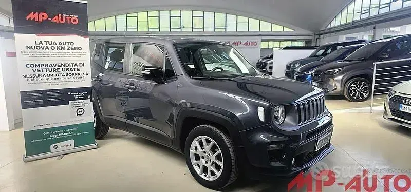 Usata Jeep Renegade Limited 120 CV (88 kW) 2023 Grigio SUV