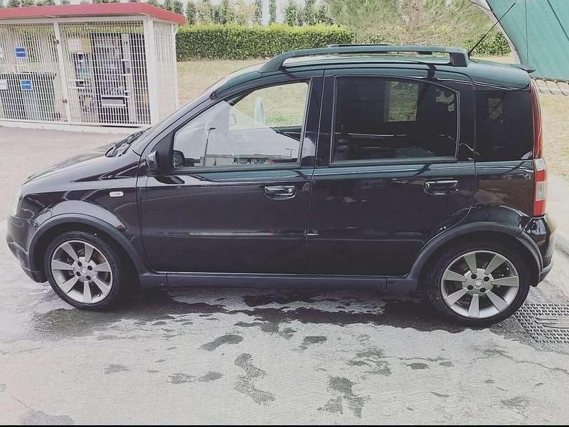 Usata Fiat Panda 101 CV (74 kW) 2009 Utilitaria