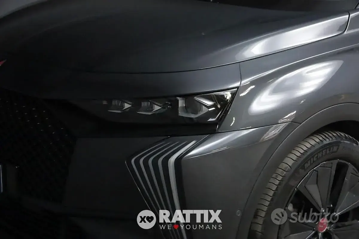 Usata DS Automobiles DS7 Crossback Performance Line Plus 300 CV (220 kW) 2024 Grigio titanio SUV