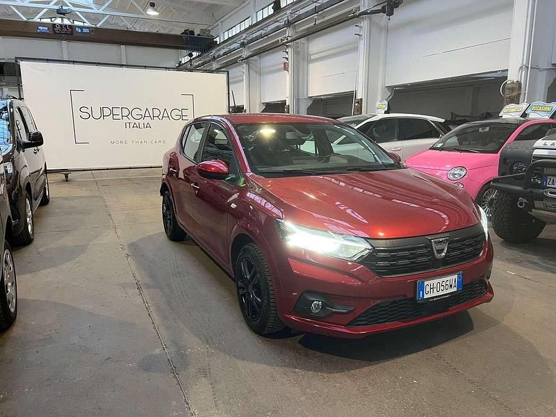 Usata Dacia Sandero Essentiel 91 CV (66 kW) 2022 Rosso Berlina