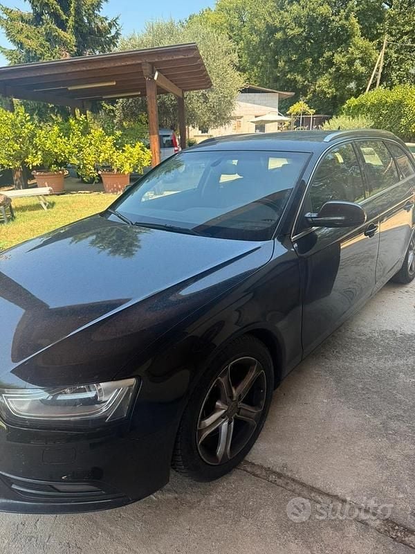 Usata Audi A4 140 CV (102 kW) 2015 Nero Station wagon
