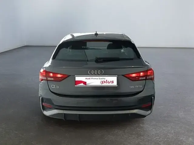 Occasion Audi Q3 Sportback S-Line 150 ch (110 kW) 2024 Gris SUV