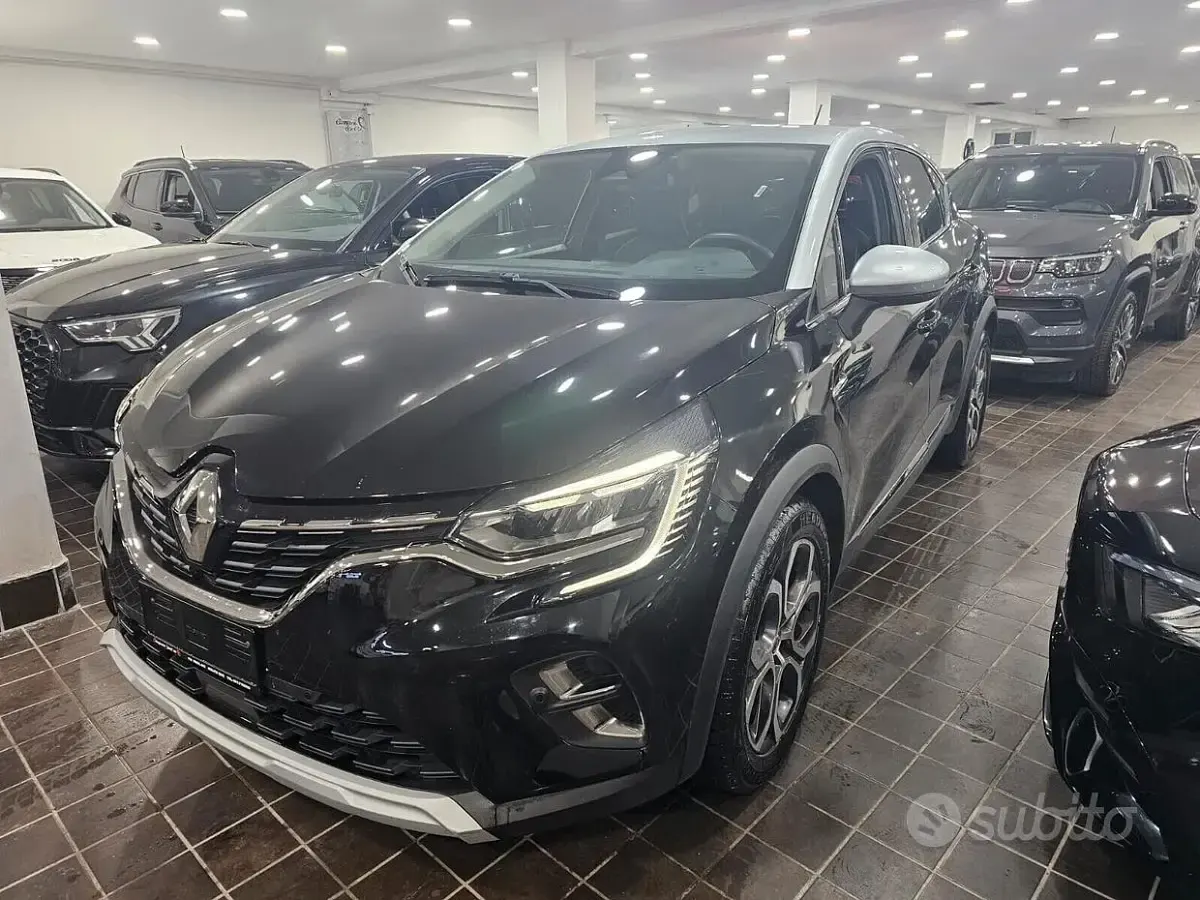 Usata Renault Captur Intens 101 CV (74 kW) 2022 Nero SUV