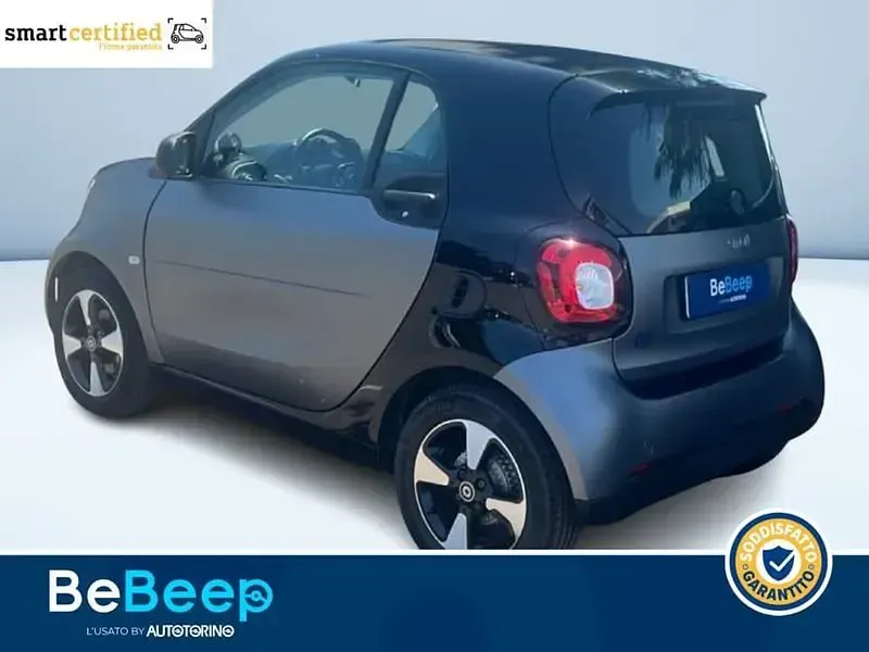 Usata Smart ForTwo Electric Drive Passion 60 kW (82 CV) 2022 Grigio metallizzato