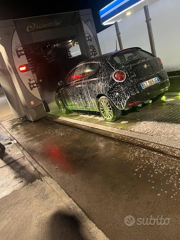 Usata Alfa Romeo MiTo 90 CV (66 kW) 2013 Nero Utilitaria