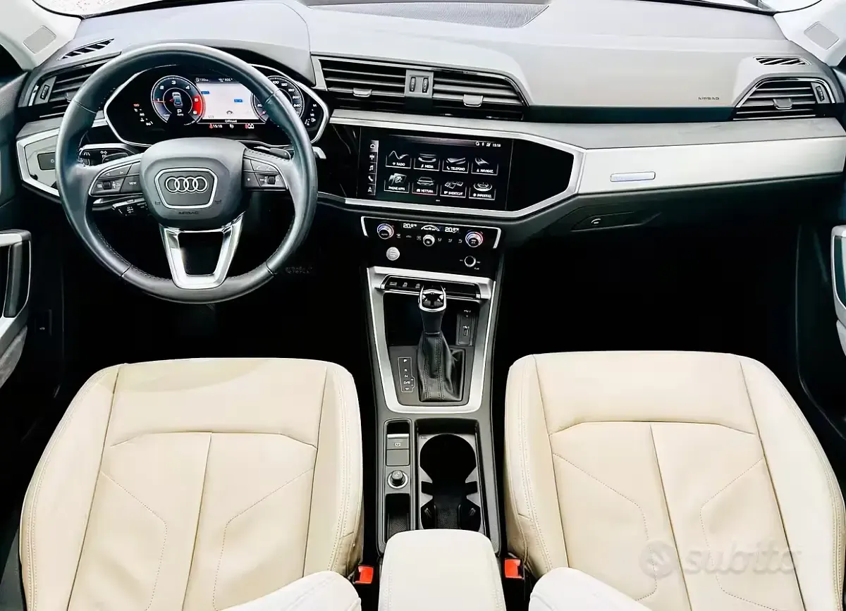 Usata Audi Q3 Advanced 150 CV (110 kW) 2019 Beige SUV