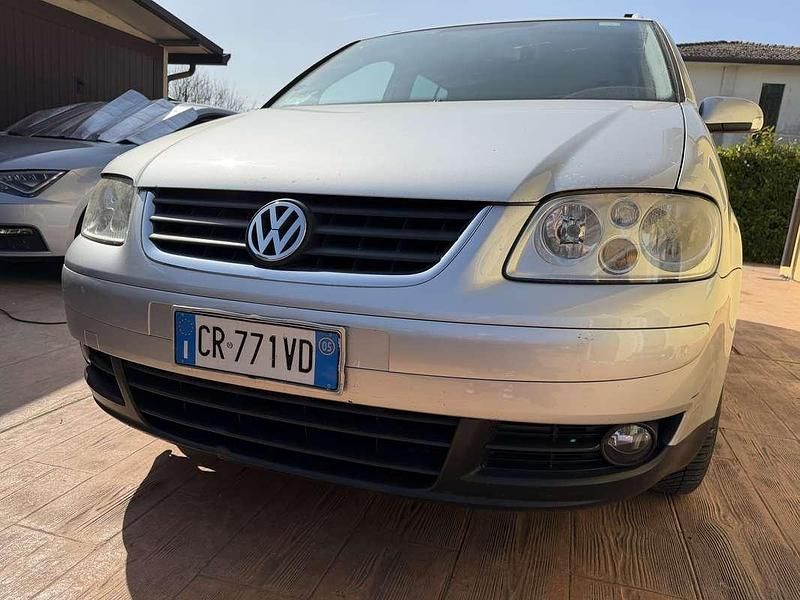 Usata VW Touran Highline 140 CV (102 kW) 2005 Monovolume