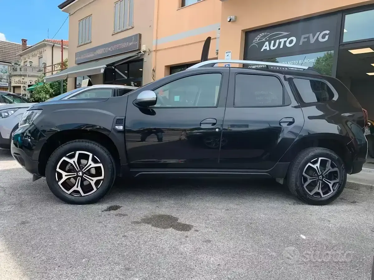 Usata Dacia Duster Prestige 101 CV (74 kW) 2020 Nero SUV