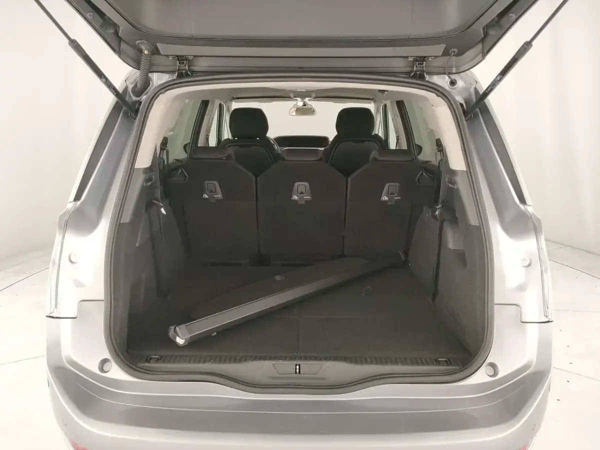 Usata Citroën C4 SpaceTourer PureTech 131 CV (96 kW) 2020 Argento Monovolume
