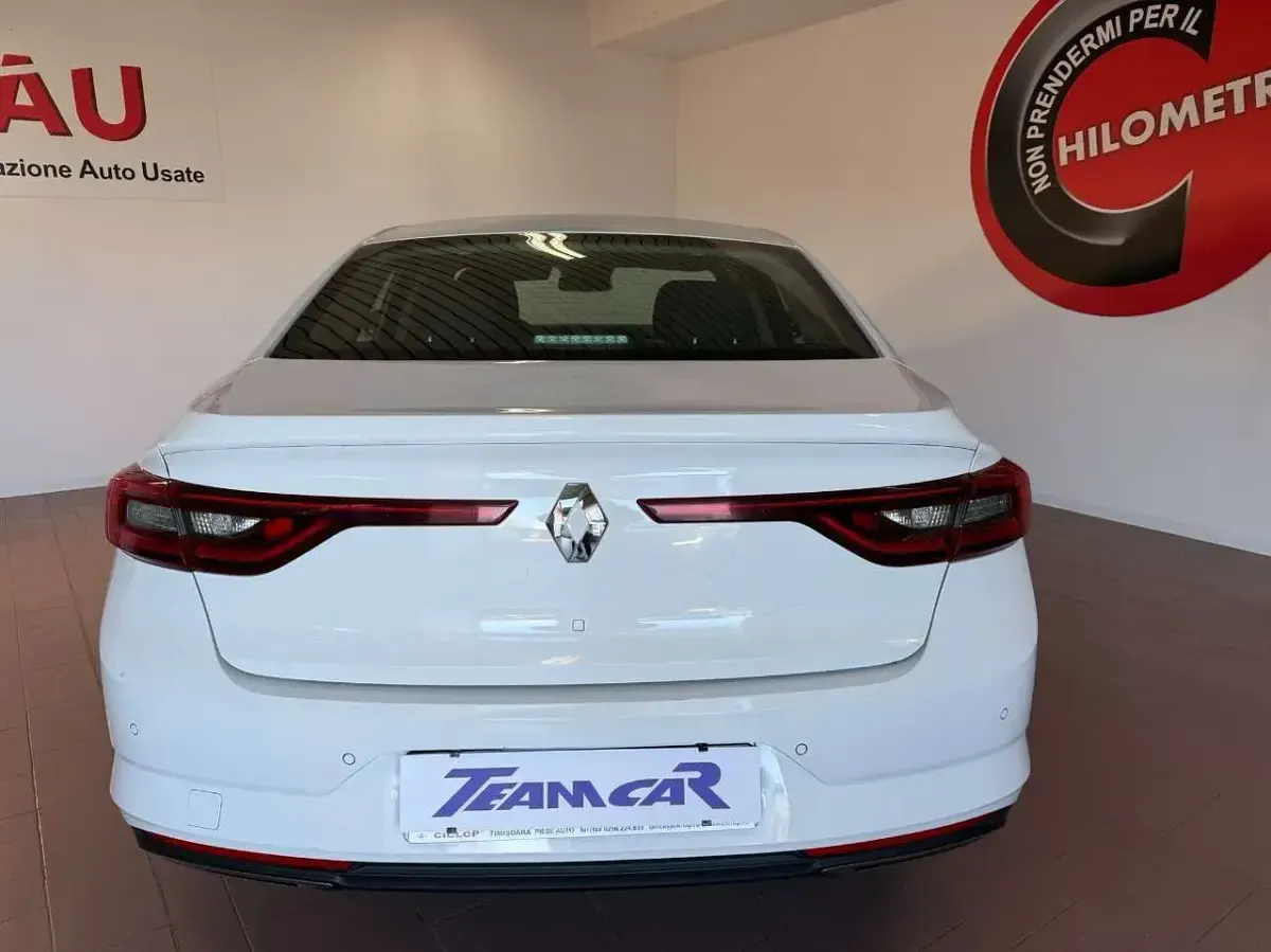 Usata Renault Talisman Zen 131 CV (96 kW) 2018 Bianco Berlina