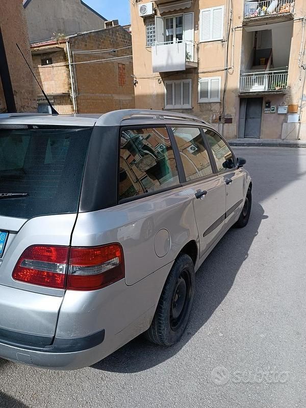 Usata Fiat Stilo 2002 Grigio Station wagon