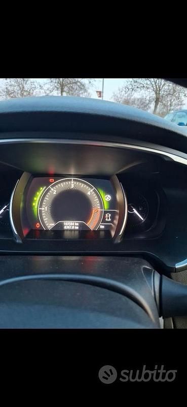 Usata Renault Talisman 131 CV (96 kW) 2019 Grigio Station wagon