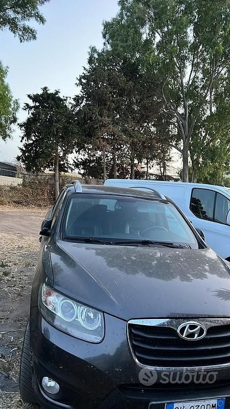 Usata Hyundai Santa Fe 197 CV (144 kW) 2012 Nero SUV