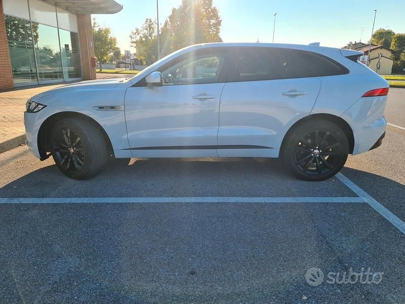 Usata Jaguar F-Pace R-Sport 180 CV (132 kW) 2017 Bianco SUV