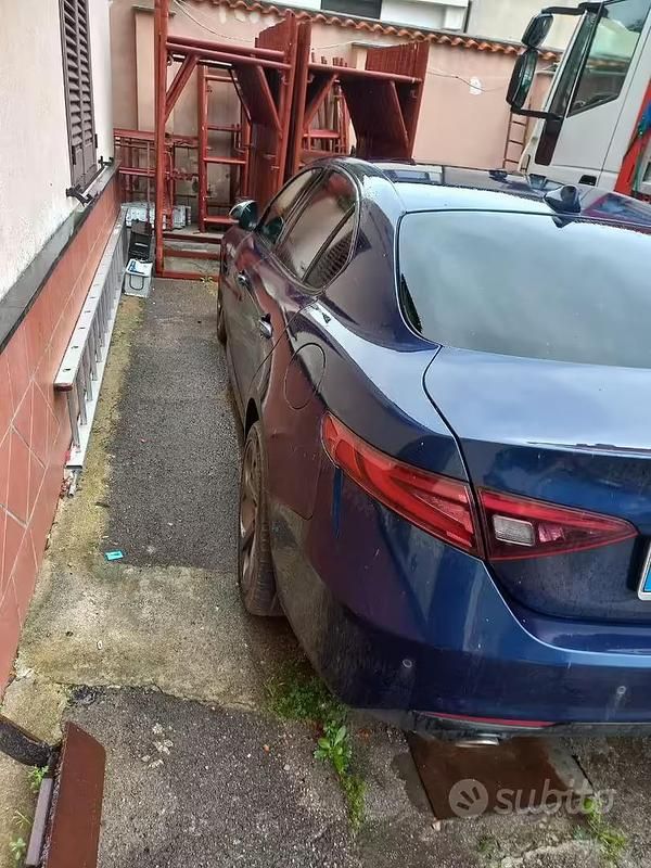 Usata Renault Twingo 65 CV (47 kW) 2019 Blu Utilitaria