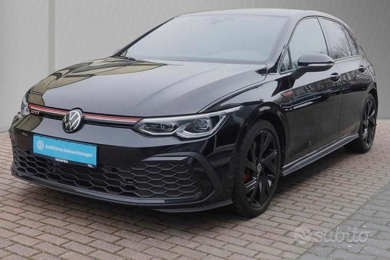Nero Usata 2024 VW Golf VIII GTI Tre volumi | 31.999 € (Super prezzo) - Immagine 1/4