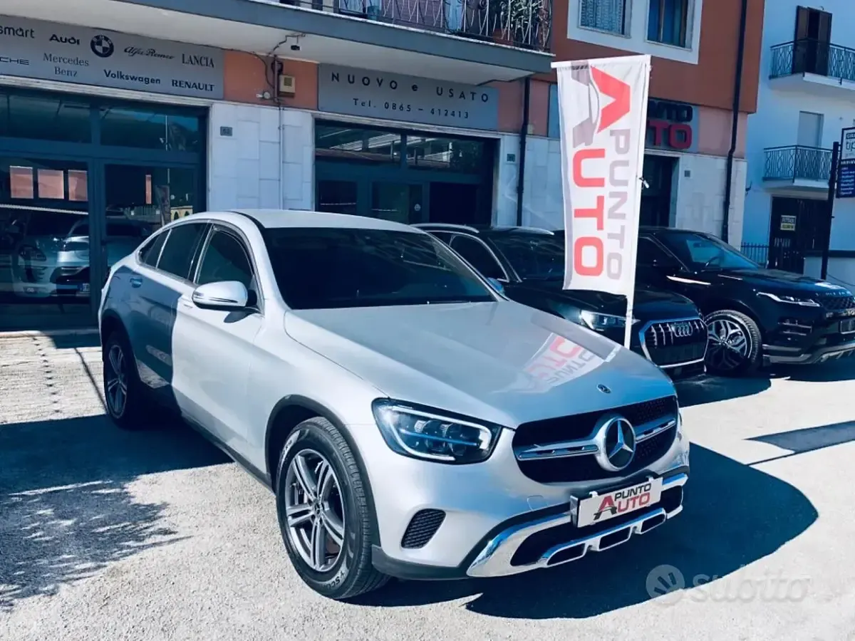 Begagnad Mercedes GLC220 194 HK (142 kW) 2019 Svart Sportkupé