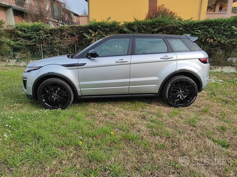 Usata Land Rover Range Rover evoque Autobiography 180 CV (132 kW) 2017 Grigio Station wagon