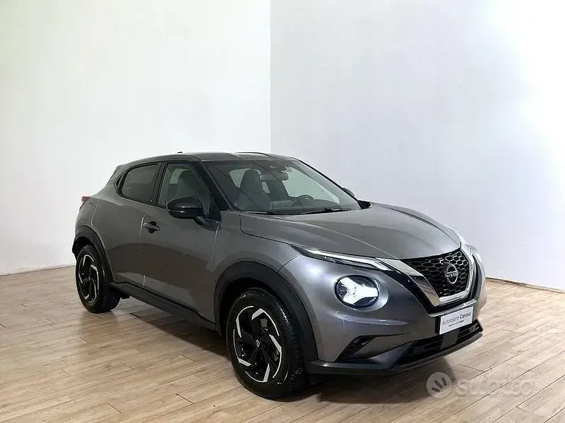 Usata Nissan Juke N-Connecta 114 CV (83 kW) 2023 Grigio SUV