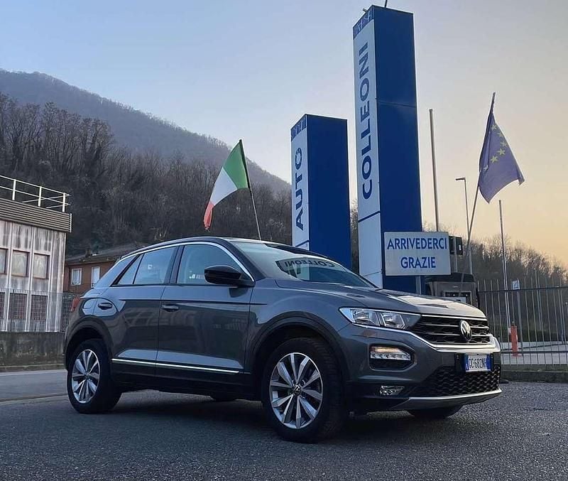 Usata VW T-Roc Style 110 CV (80 kW) 2020 Grigio SUV