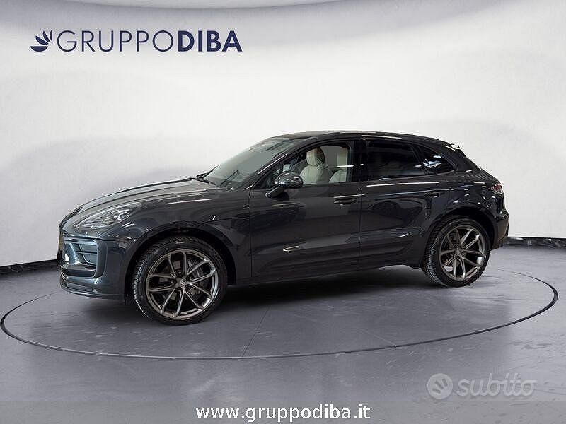 Usata Porsche Macan 265 CV (194 kW) 2021 Grigio SUV