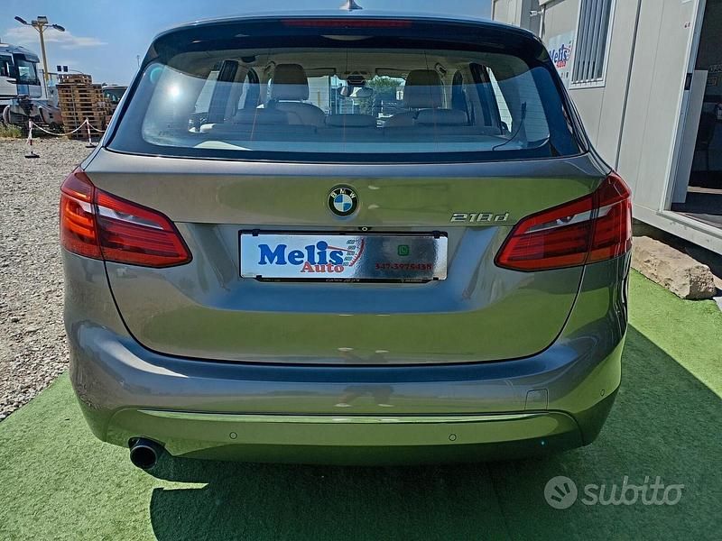 Usata BMW 218 Luxury Line 142 CV (104 kW) 2015 Marrone Station wagon