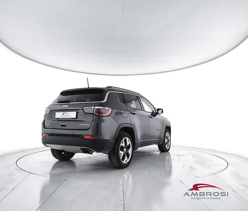 Usata Jeep Compass Limited 170 CV (125 kW) 2019 Grigio SUV