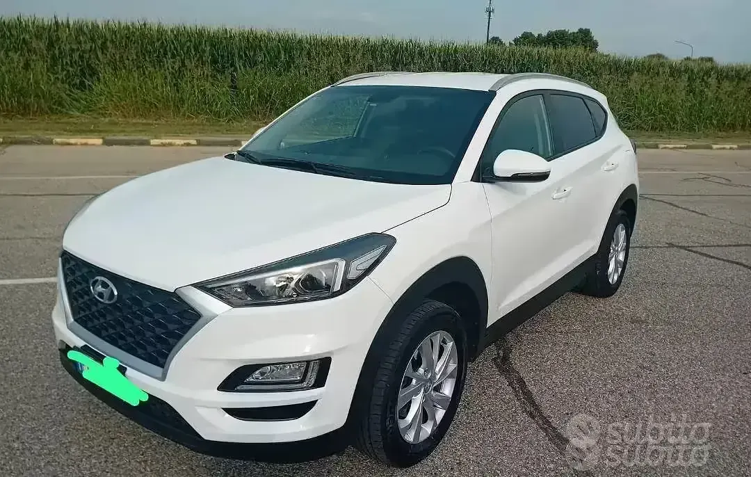 Usata Hyundai Tucson 132 CV (97 kW) 2019 Bianco SUV
