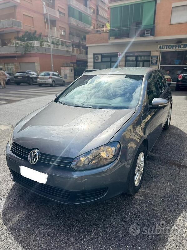 Usata VW Golf VI 105 CV (77 kW) 2011 Grigio Utilitaria