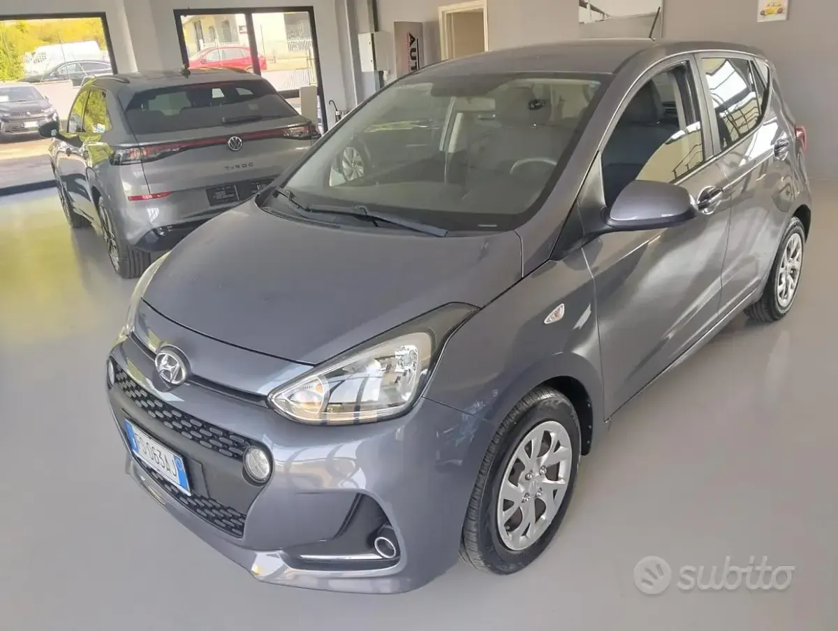 Usata Hyundai i10 Prime 67 CV (49 kW) 2018 Grigio Utilitaria