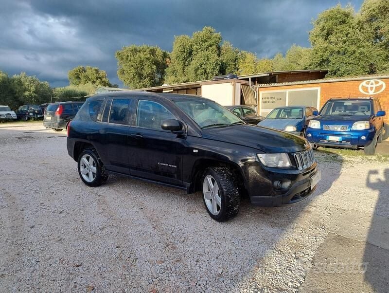 Usata Jeep Compass Limited 163 CV (119 kW) 2012 Nero SUV