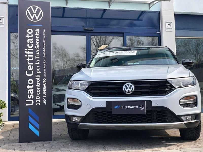 Usata VW T-Roc Style 116 CV (85 kW) 2019 White silver SUV