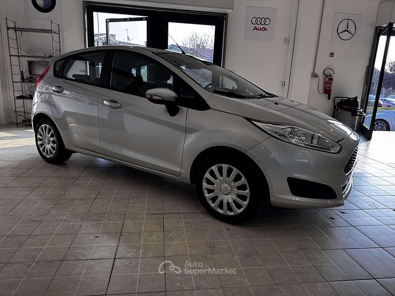 Occasion Ford Fiesta 80 ch (58 kW) 2018 Argent Citadine