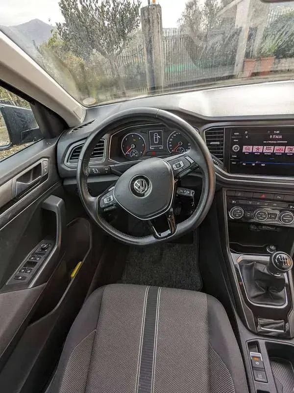 Usata VW T-Roc Style 116 CV (85 kW) 2019 Grigio SUV