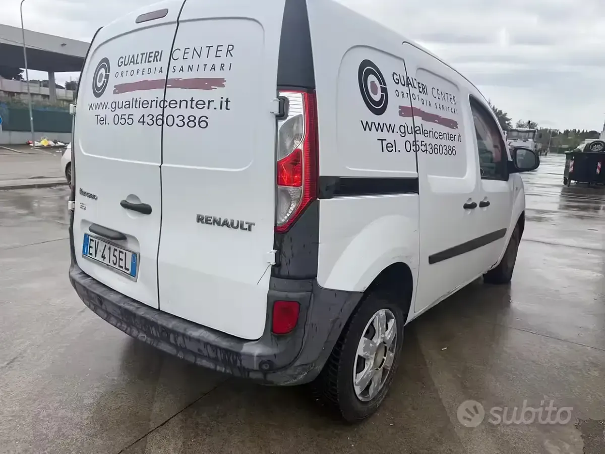 Usata Renault Kangoo 57 CV (41 kW) 2014 Bianco Monovolume