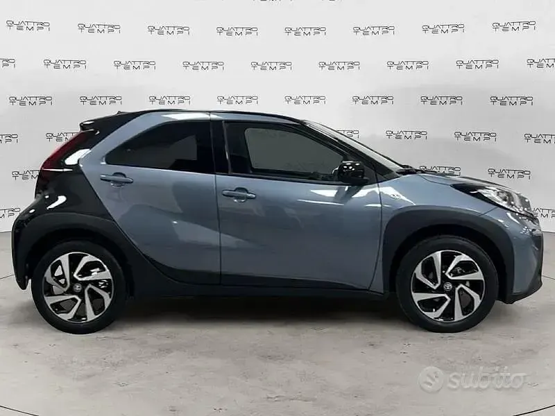 Nuova Toyota Aygo X Trend 72 CV (52 kW) 2025 Blu SUV