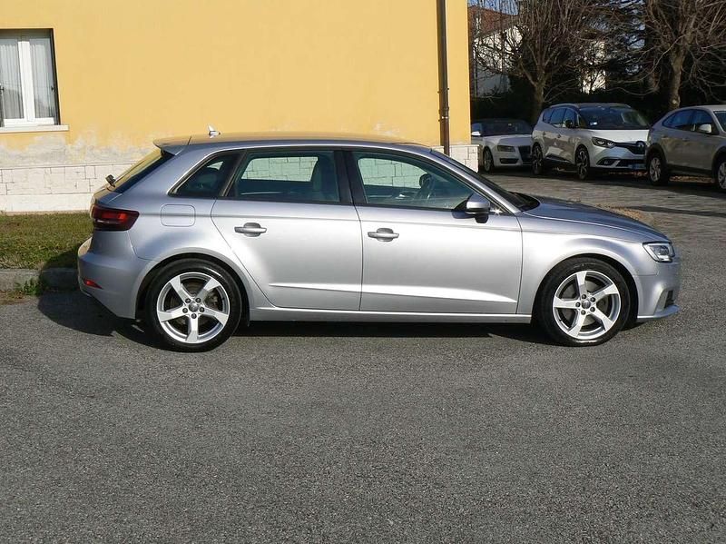Usata Audi A3 Ambiente 184 CV (135 kW) 2016 Argento Berlina