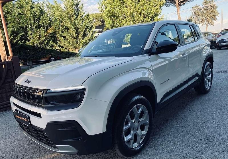 Usata Jeep Avenger 101 CV (74 kW) 2024 Bianco SUV