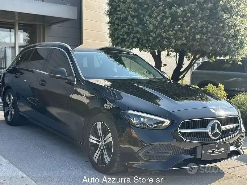Usata Mercedes C200 163 CV (119 kW) 2022 Nero Station wagon