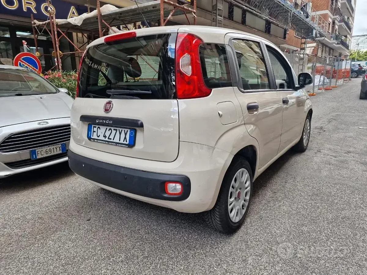 Gebraucht Fiat Panda Easy 69 PS (50 kW) 2016 Weiß Kleinwagen
