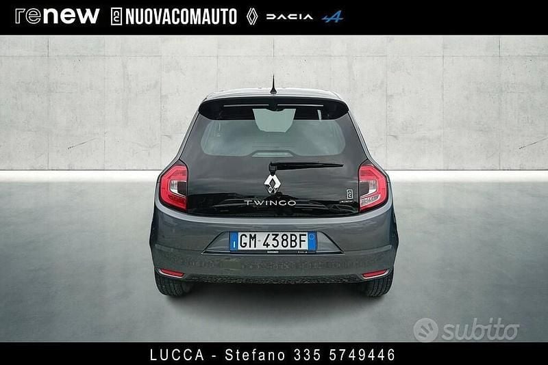 Usata Renault Twingo Equilibre 60 kW (82 CV) 2023 Grigio scuro Utilitaria